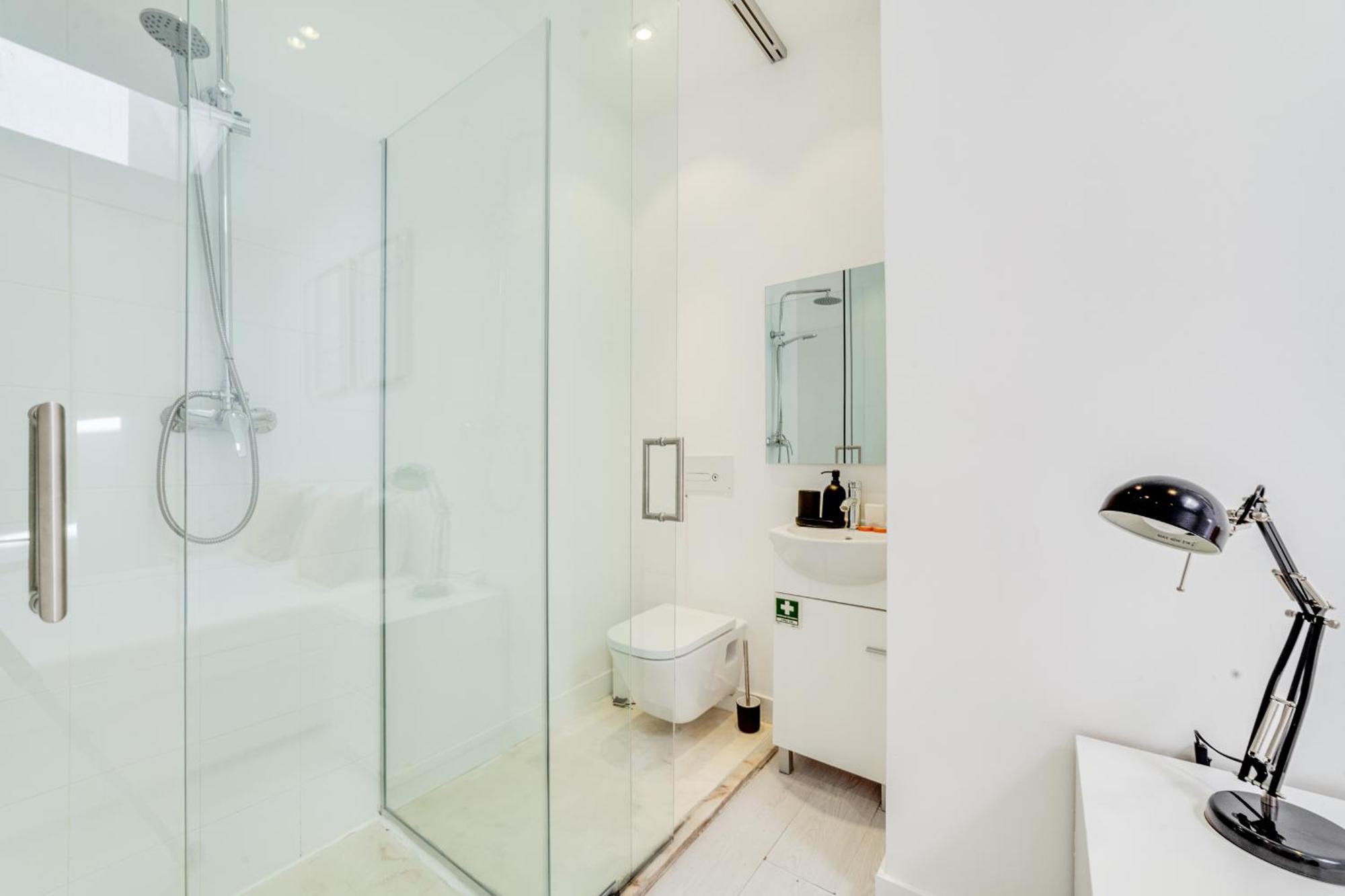 Alcantara Charm 3Br Apartments Lisbon Luaran gambar